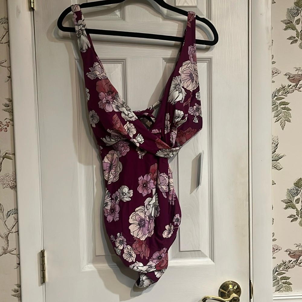 (NWT) Kohls Bathing Suit